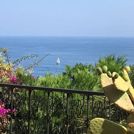 Circeo, Con Piscina E Scesa Al Mare San Felice Circeo